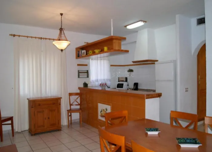 0303 Ciruela Villa *