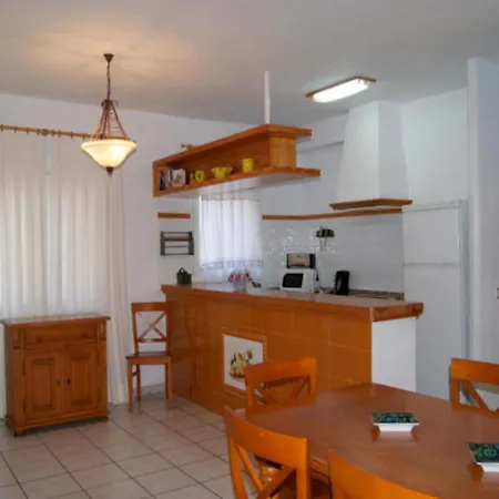 0303 Ciruela Villa *